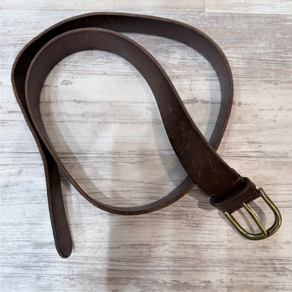 Elegant Brown Leather Belt